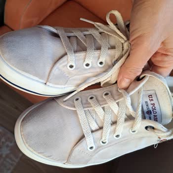 U. S. Polo Assn. Beyaz Ayakkabı Temizlenince Kötüleşti Ve Kullanılamaz Hale Geldi