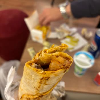 Geç Gelen Sipariş Ve Kötü Kalitede Yemek Deneyimi