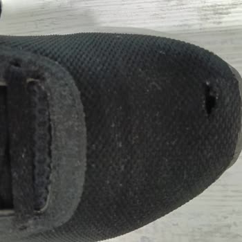 Reebok Ayakkabı 4 Ayda Delindi Değişim Ya Da İade Talebim Reddedildi
