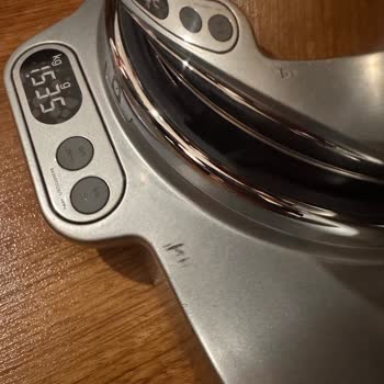 Teşhir Ürünü Yerine Defolu Ürün Gönderildi, Personel İlgisizliği Yaşadım