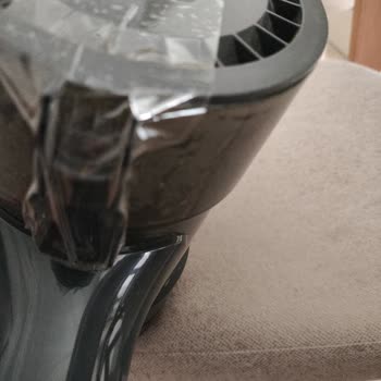 Karaca Dikey Süpürge Toz Haznesi Kilit Yeri Kırıldı, Mağduriyet Yaşıyorum