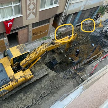 Bayrampaşa Cumhuriyet Caddesi'nde Bitmeyen Altyapı Çalışması Mağduriyeti