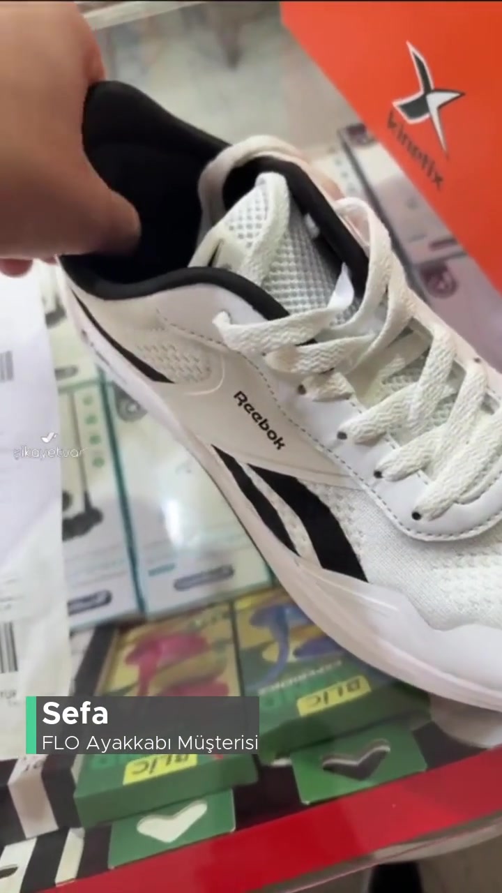 FLO Ayakkabıda Demir Parçası Var! videonun kapak resmi