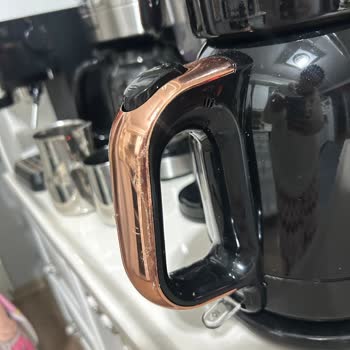 Çay Makinesi Sorunu Ve Yetersiz Müşteri Hizmeti Deneyimi