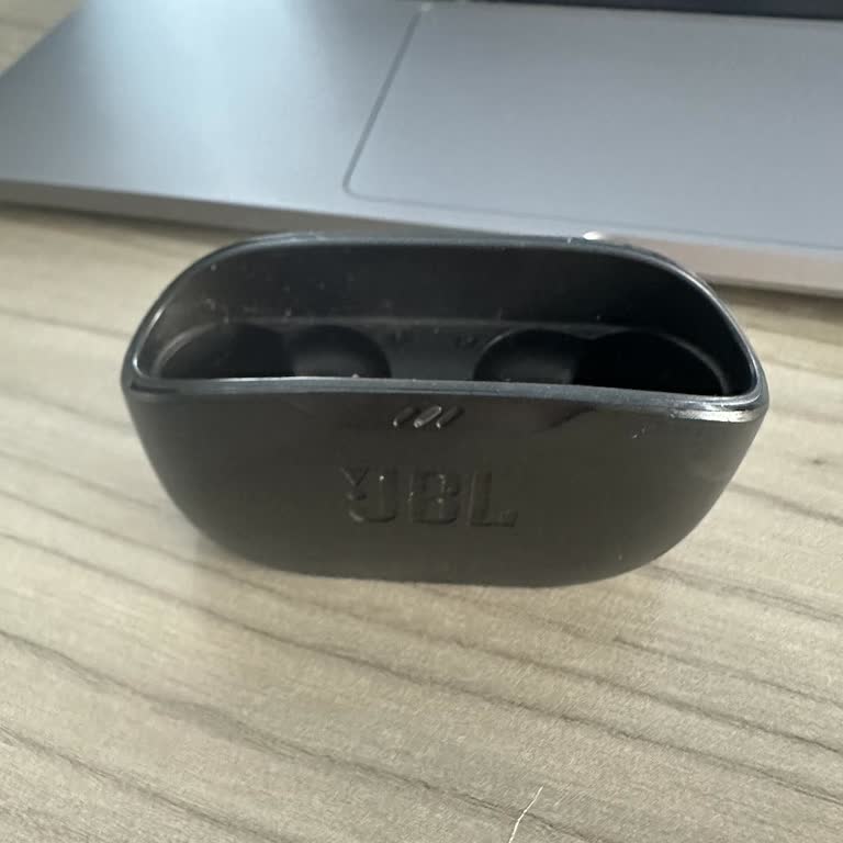 Yurt Dışından Alınan JBL Kulaklığın Tekini Satın Alma Talebi
