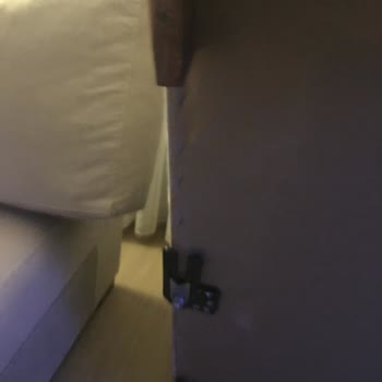 Koltuk Takımı Parçaları Sürekli Kayıyor, Çözüm Sunulmuyor