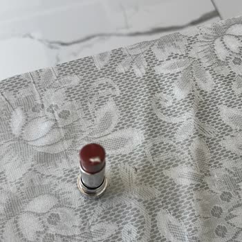 Aldığım Rujun İçinden Metal Çıktı, İlgisizlikle Karşılaştım