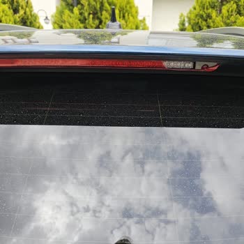 Skoda Karoq 3. Stop Lambası Kendi Kendine Kırıldı, Servis Süreci Zorlayıcı