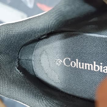 Columbia Ayakkabım Kısa Sürede Yırtıldı, İnceleme Sonucu Mağduriyetim Giderilmedi