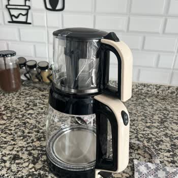 Karaca Farklı Renkte Gelen Çaycı