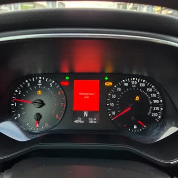 Renault Clio'da Motor Hasar Riski Uyarısı Ve Çözüm Belirsizliği Güvensizlik Yaratıyor