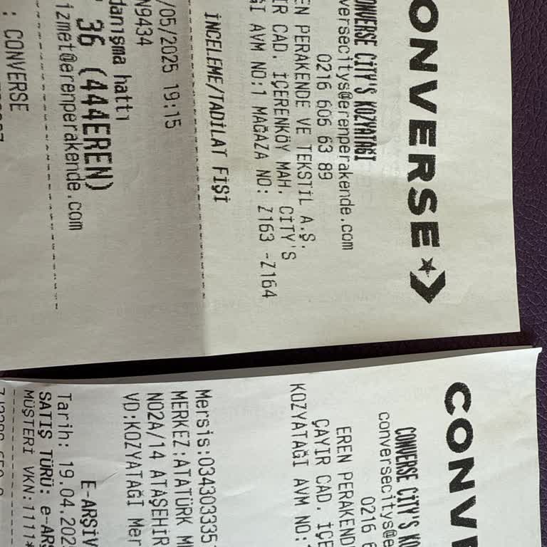 Bir Kez Giyilen Converse Ayakkabının Açılması Ve Uzayan İnceleme Süreci