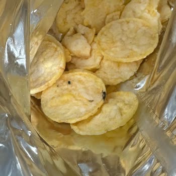 Eti Gong Paketinde Plastik Benzeri Siyahlıklarla Karşılaştım, Hayal Kırıklığı Yaşadım