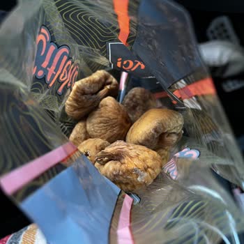 Kurutulmuş Dağ İncirinden Kurt Çıktı: Çitlekçi Mağazasına Yakışmadı