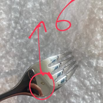 Pahalı WMF Çatal Bıçak Seti Bir Yılda Paslandı, Firma Suçladı