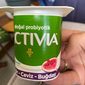 Encontré un pelo en mi Activia Yogur Probiótico comprado en Migros