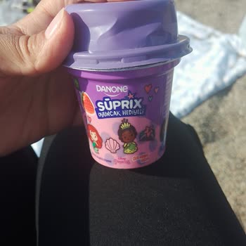 Danone Suprix sin cuchara, decepción familiar en día de playa