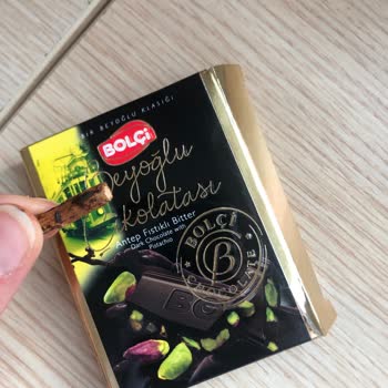 Çikolatanın İçinden Odun Parçası Çıkmasıyla Yaşadığım Şok Ve Hayal Kırıklığı