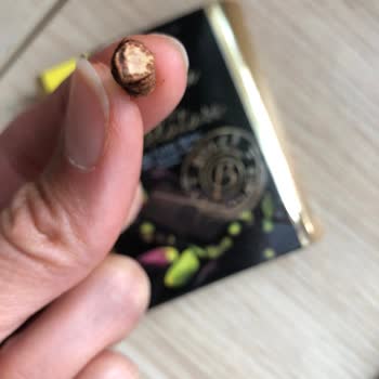 Çikolatanın İçinden Odun Parçası Çıkmasıyla Yaşadığım Şok Ve Hayal Kırıklığı