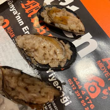 Midye Siparişinde Hayal Kırıklığı: Eti Yok, Fiyatı Var!