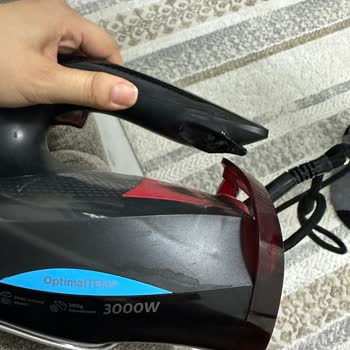 Philips Azur Elite Ütü Sapı Yandı, Evde Yangın Riski Oluştu!