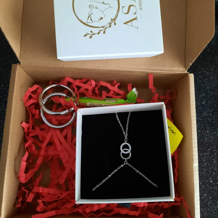 Sipariş Edilen Renk Yerine Farklı Ürün Gönderildi