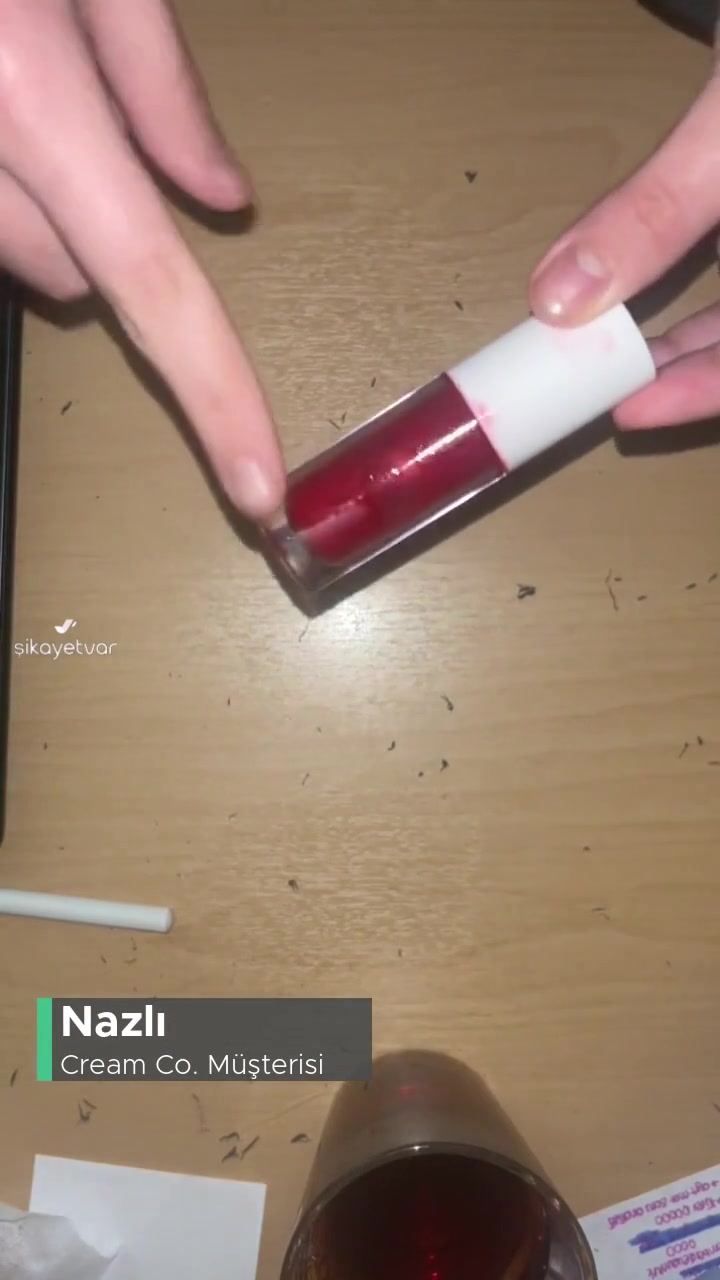 Cream Co. Ürün Akıntı Yapıyor Ve Kötü Kokuyor! videonun kapak resmi