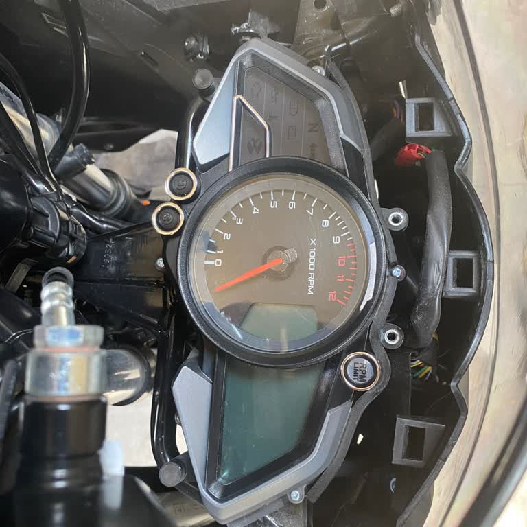 Bajaj Rs200 Şikayetçiyim