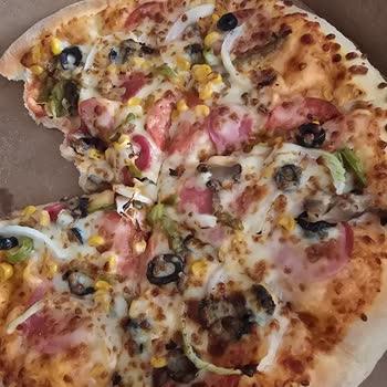 Eksik Malzemeli Ve Pişmemiş Pizza, Küçülen Boyutlar, İade Talebim Reddedilmesin