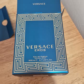 Rossmann'dan Aldığım Versace Parfüm Sahte Çıktı, Hayal Kırıklığı Yaşadım