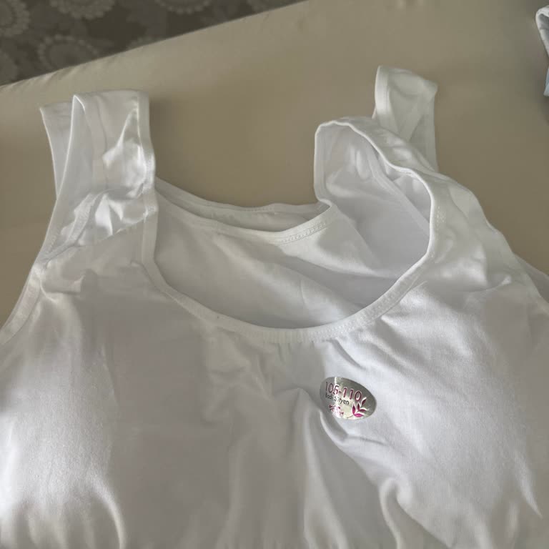 Reklamda Vaad Edilen Ürün Yerine Kalitesiz Atlet Gönderildi, İade Yapılmıyor