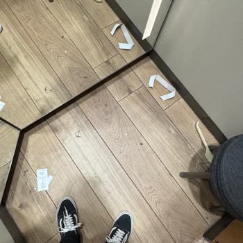 Deneme Kabininin Temizliği Yetersizdi