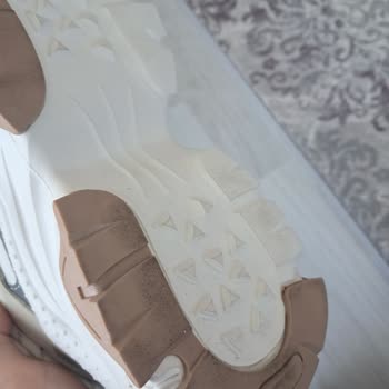 Kullanılmış Ve Kirli Ayakkabı Gönderildi!