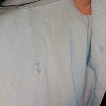 Online Alınan Gömlekte Sökülme Ve Yetersiz İade Süreci