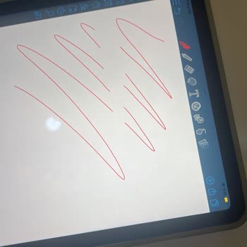 Elektrofoni Yetkili Diye Gönderdiğimiz İPad Servisten Kullanılamaz Halde Döndü