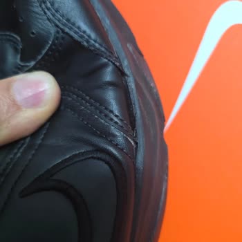 FLO'dan Alınan Nike Ayakkabıda Açılma Ve Garanti Sorunu
