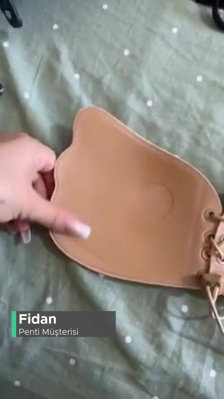 Penti Yapışkanlı Sütyen Şikayeti videonun kapak resmi