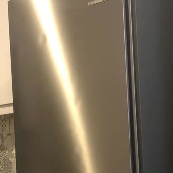 Bosch Buzdolabı Kapağında Sürekli Oluşan Göçükler Mağduriyet Yaşatıyor