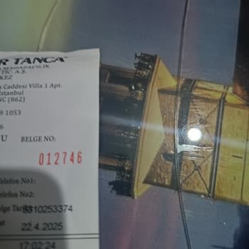 Bir Ayda Parçalanan Ayakkabı Ve İlgisiz Müşteri Hizmeti