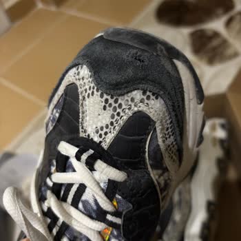 Skechers Ayakkabımın Ucu Yırtıldı, Değişim Veya İade Talebim Reddedildi