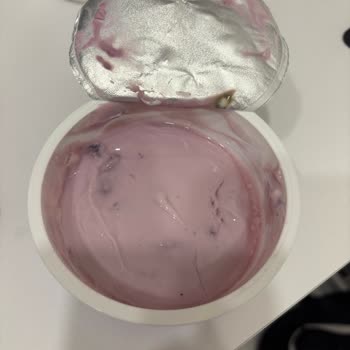 Tarihi Geçmemiş Yoğurtta Küf Çıkması Güvenimi Sarstı