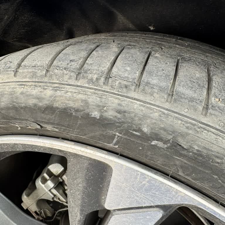 Pirelli Lastiklerim Kısa Sürede İki Kez Yolda Bıraktı Mağduriyet Yaşadım