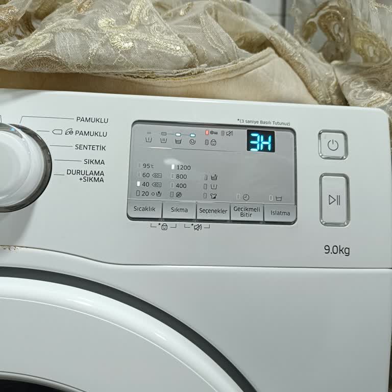 Samsung Çamaşır Makinesi Kendi Kendine Duruyor, Yardım Bekliyorum
