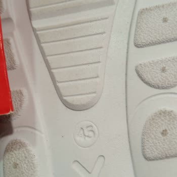 Kombin.onlineerka.com Ürün Defolu Ve Yanlış Numara Geldi