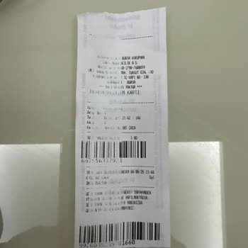 Victoria's Secret Mağazasında Renk Değişimi İçin Ekstra Ücret Talebi Ve Mağduriyet