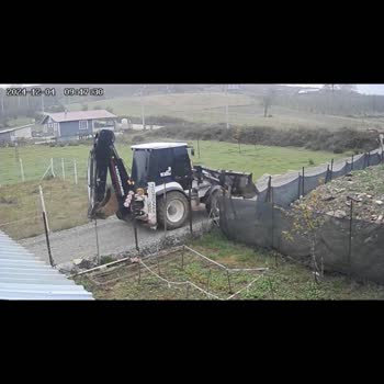 Doğalgaz Çalışması Sonrası Bozulan Yol Ve Güvenlik Sorunu