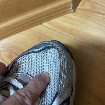 Asics Ayakkabıda Fileli Kısım Açıldı Müşteri Hizmetleri Çözüm Sunmadı