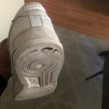 Nsport Avrupa Ayakkabının Kusurunu Kabul Etmedi