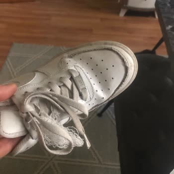 Nsport Avrupa Ayakkabının Kusurunu Kabul Etmedi