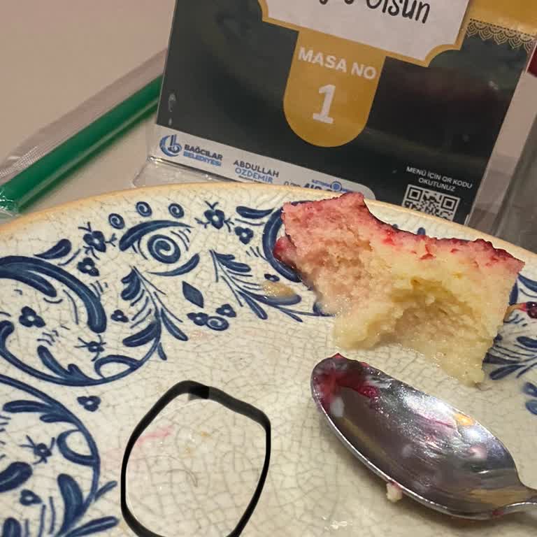 Tatlıda Kıl Çıkması Ve İlgisiz Personel Davranışı